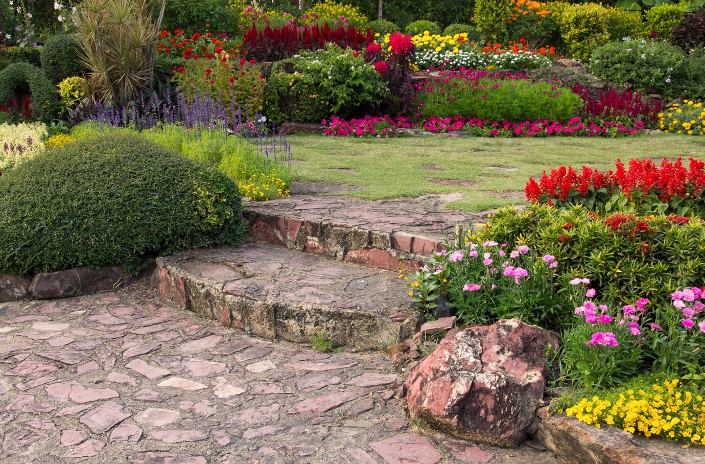 Service de jardinage et aménagement paysager par MVE Service